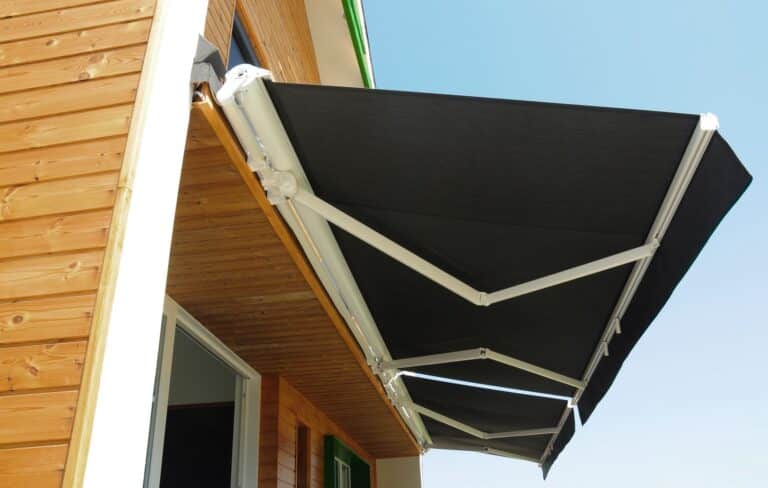 Benefits of Retractable Awnings